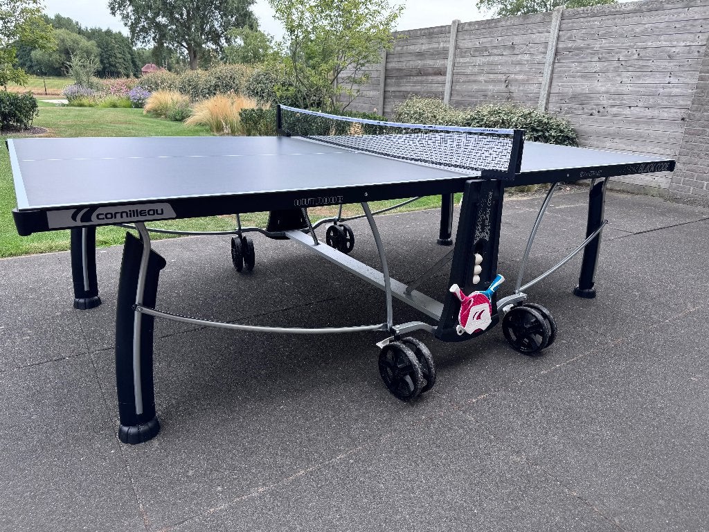 Cornilleau Outdoor Black Code, Sport en Fitness, Tafeltennis, Ophalen, Zo goed als nieuw, Tafel Outdoor, Inklapbaar