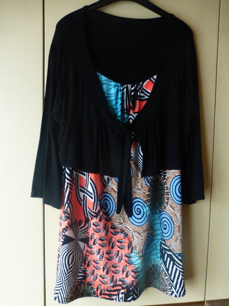 Tuniek met geïntegreerde bolero T: 46, Kleding | Dames, Ophalen of Verzenden, Zo goed als nieuw, Meerkleurig