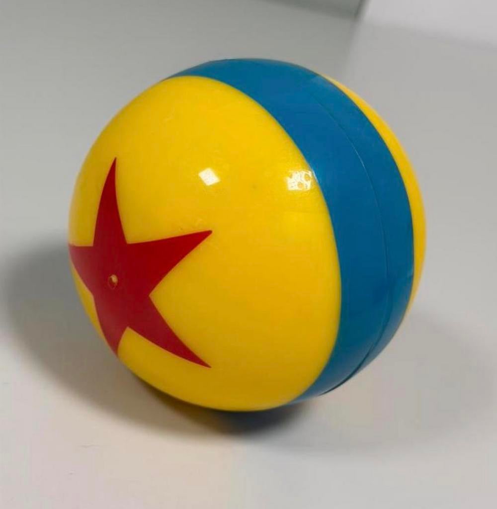 Disney parks Pixar Toy Story Luxo Bal 4” 10cm – NIEUW ball, Verzamelen, Ophalen of Verzenden, Nieuw, Beeldje, Replica of Model