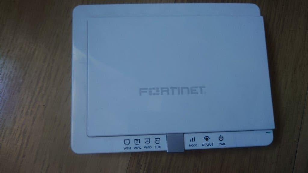 Fortinet FortiAP 220B - Point d'accès sans fil, Enlèvement ou Envoi, Utilisé