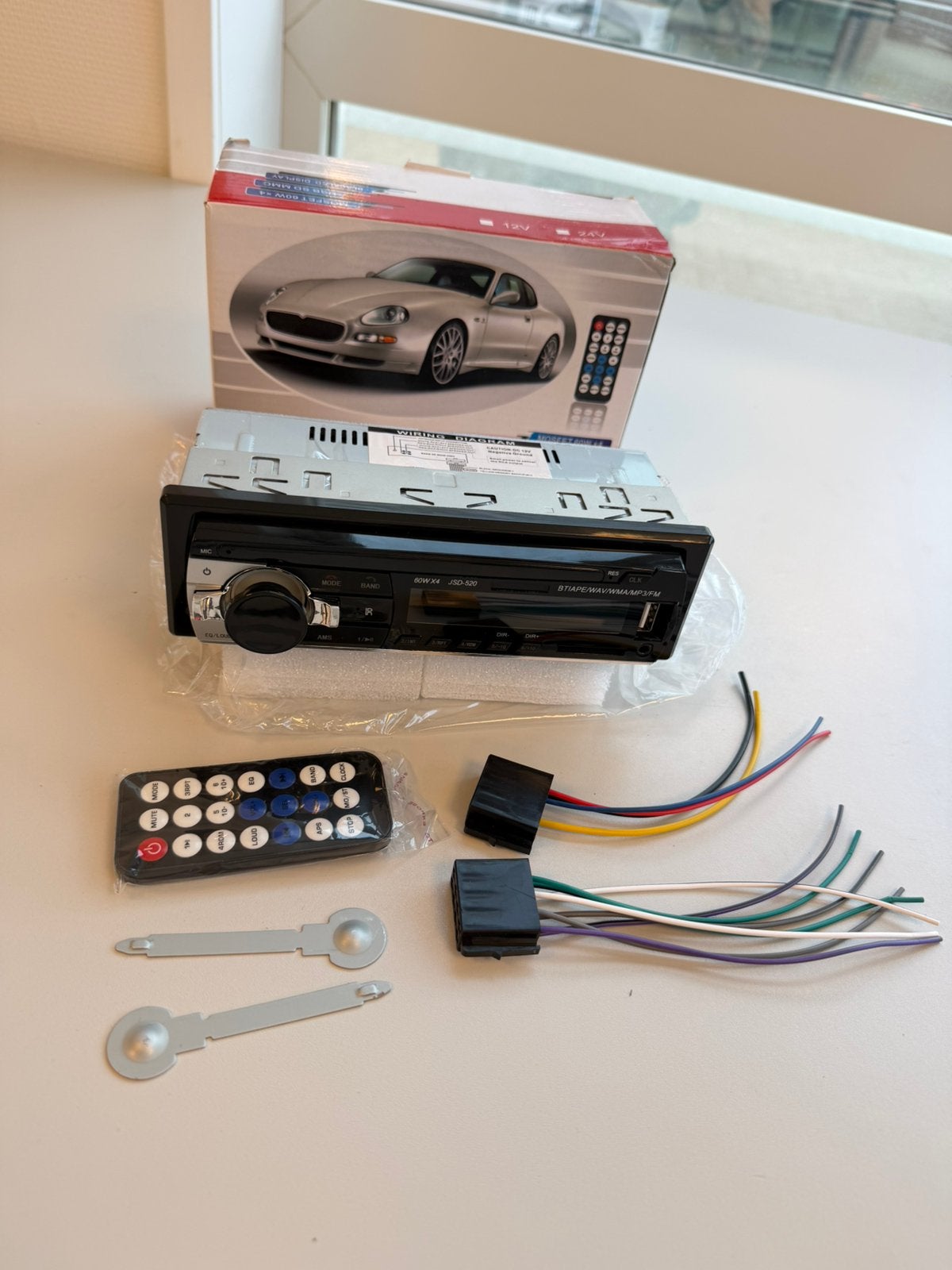 Autoradio Bluetooth universel, télécommande USB AUX FM, Enlèvement ou Envoi, Neuf