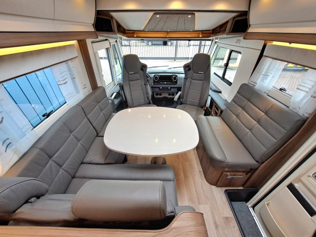 Kabe Imperial I 860 LQB Imperial i860 LQB, Automaat, Antidémarrage, Ringverwarming, Mercedes-Benz