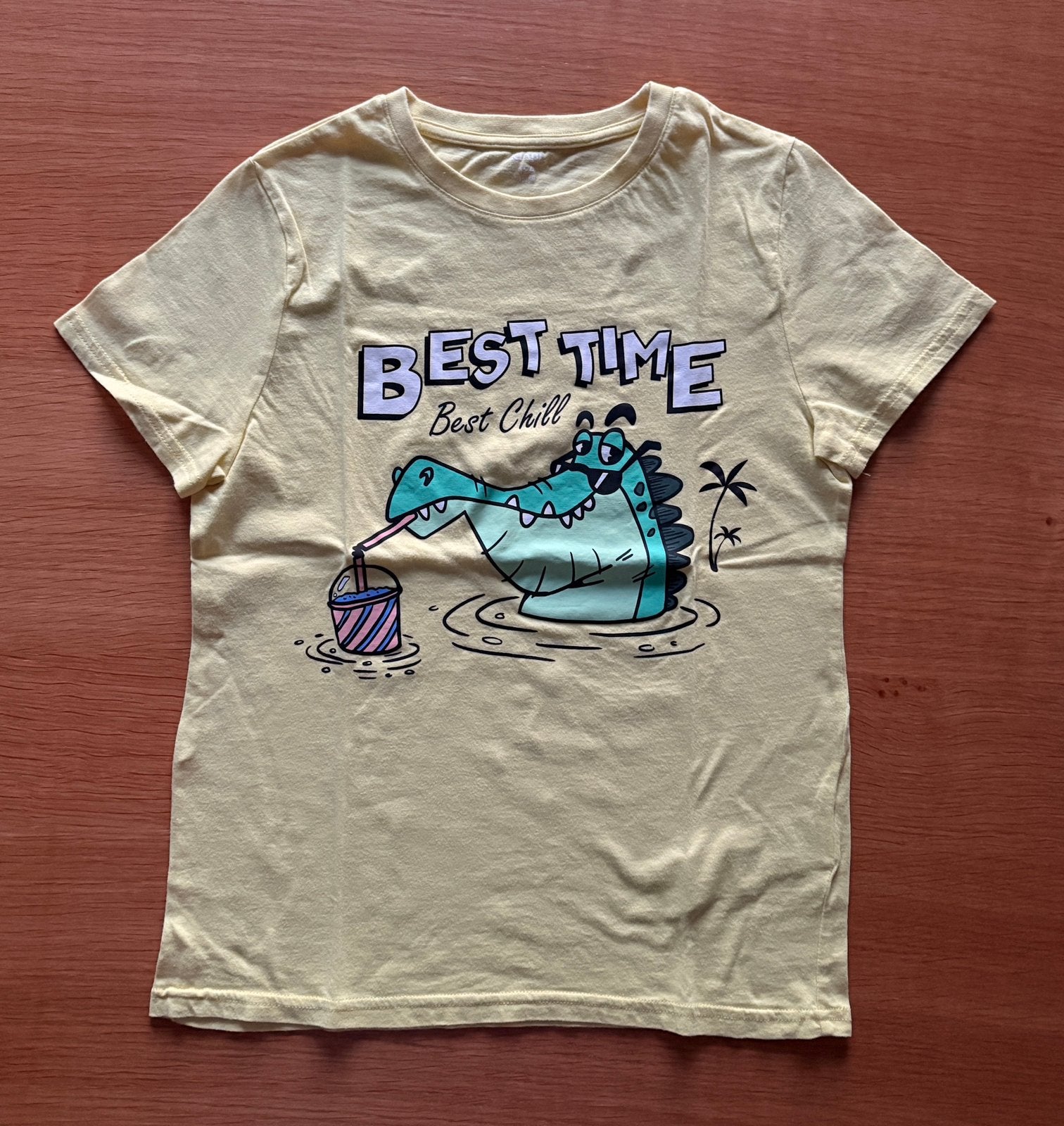 T-shirt jaune crocodile - 11 ans - 3€, Enfants & Bébés, Enlèvement ou Envoi, Comme neuf, Garçon