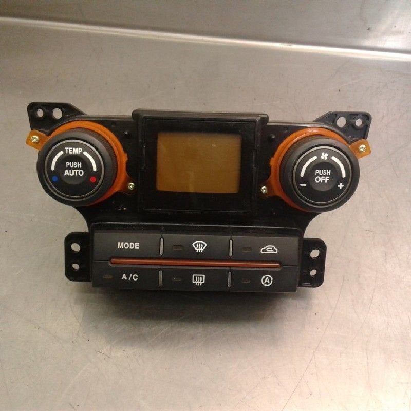 PANNEAU DE COMMANDE CHAUFFAGE CLIMATISATION Carens III (FG), Utilisé, Kia