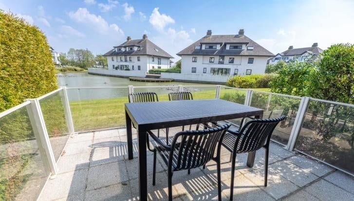 Vakantiestudio Middelkerke te huur, Vakantie, Vakantiehuizen | België, Antwerpen of Vlaanderen, Appartement, Overige, Aan zee