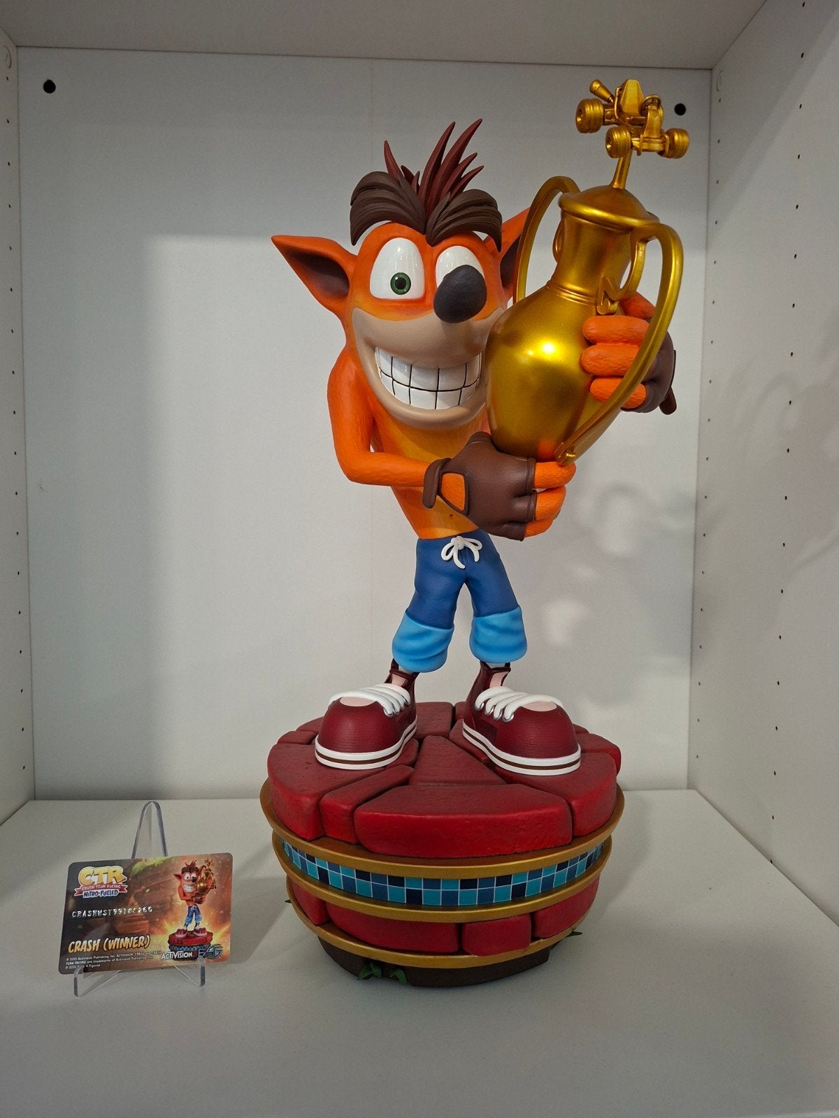 Crash Winner Statue First 4 Figures, Verzamelen, Ophalen of Verzenden