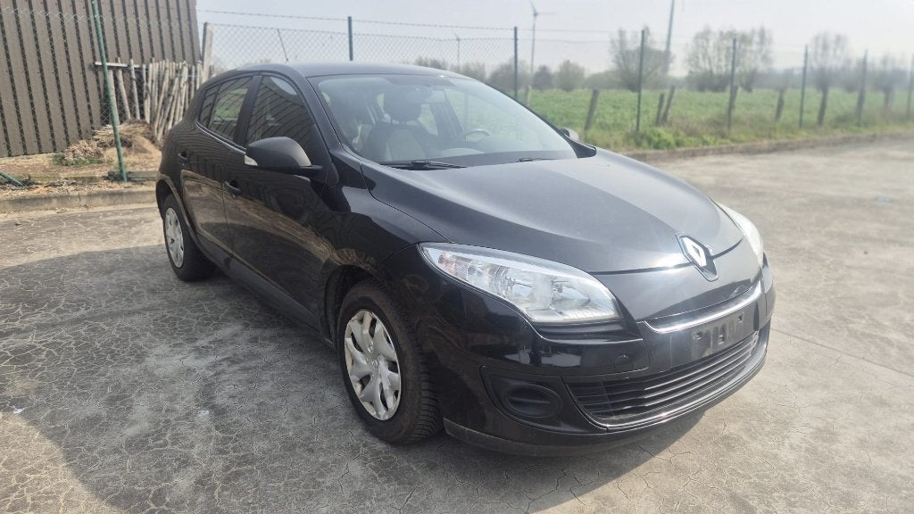 Renault Megane 3 139.000 km 2013, Auto's, Renault, https://public.car-pass.be/vhr/de440dc1-9bf1-4fe4-acae-a6c15e53c19d, Bedrijf