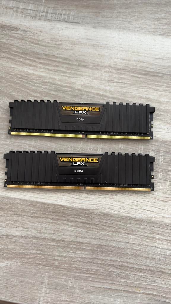 RAM DDR4 Corsair Vengeance 16 Go, Enlèvement ou Envoi, DDR4, Comme neuf, 3200mHz