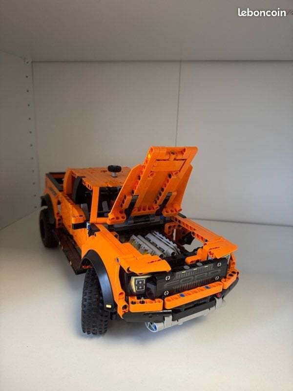 Lego technics Ford Raptor, Ophalen of Verzenden, Zo goed als nieuw
