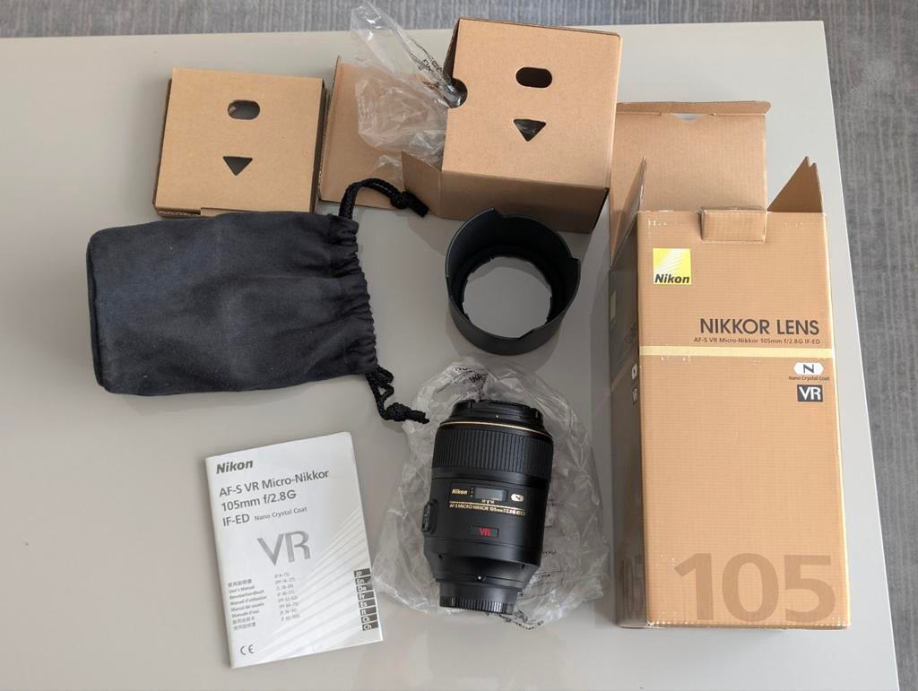 Nikon AF-S VR Micro-Nikkor 105mm f/2.8G IF-ED, TV, Hi-fi & Vidéo, Photo | Lentilles & Objectifs, Neuf, Objectif macro