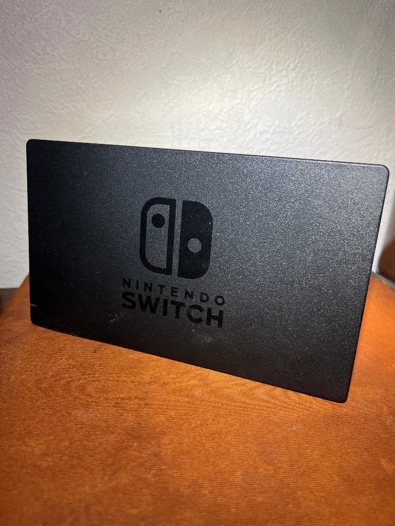 Dock TV officiel Nintendo Switch - Base de recharge, Enlèvement ou Envoi, Comme neuf