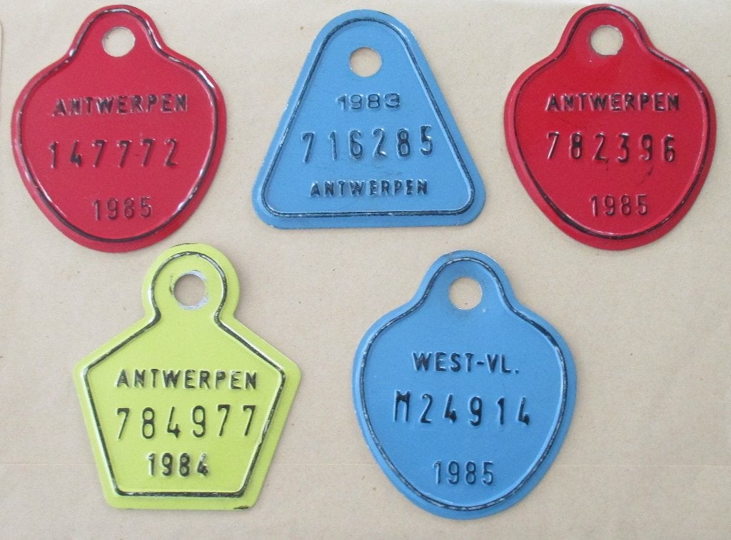 Oude fietsplaten-Antwerpen-West-Vlaanderen-1983/1984/1985/, Enlèvement ou Envoi, Utilisé