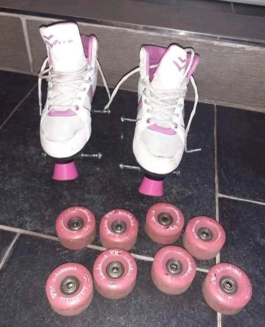 patins a roulettes Fila rose 37, Sports & Fitness, Enlèvement ou Envoi