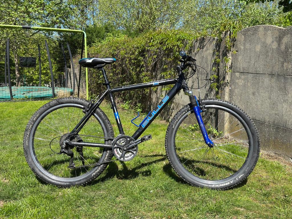 Vélo de montagne Bulls 26 pouces (noir/bleu), Autres marques, Frein sur jante, Enlèvement, Utilisé