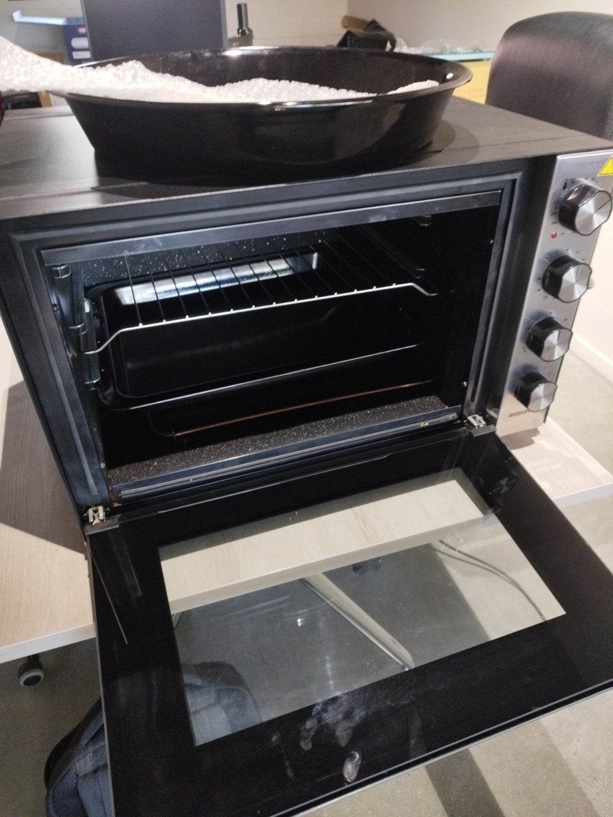 Merkador oven, Ophalen, Nieuw
