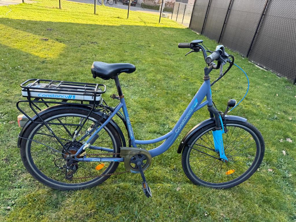 Elektrische fiets, Fietsen en Brommers, Ophalen, Zo goed als nieuw