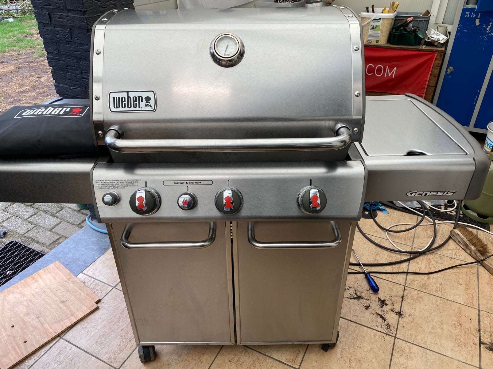 Weber Genesis E-330 gasbarbecue i.z.g.st., Tuin en Terras, Gasbarbecues, Ophalen, Zo goed als nieuw