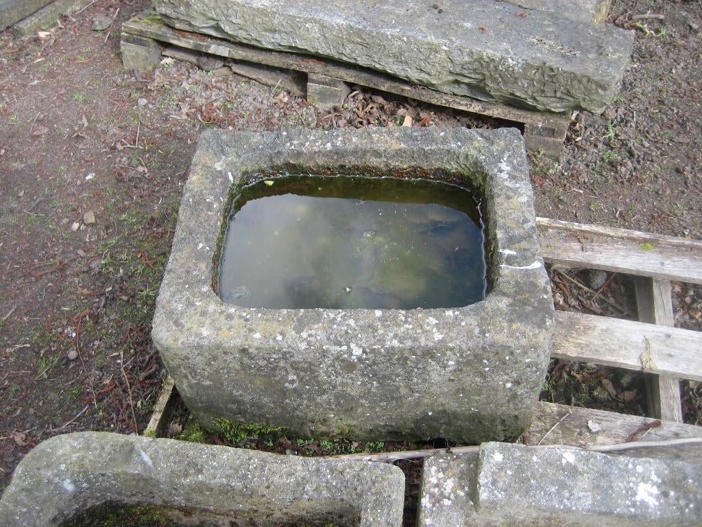 oude arduinen drinkbak, Enlèvement, Utilisé