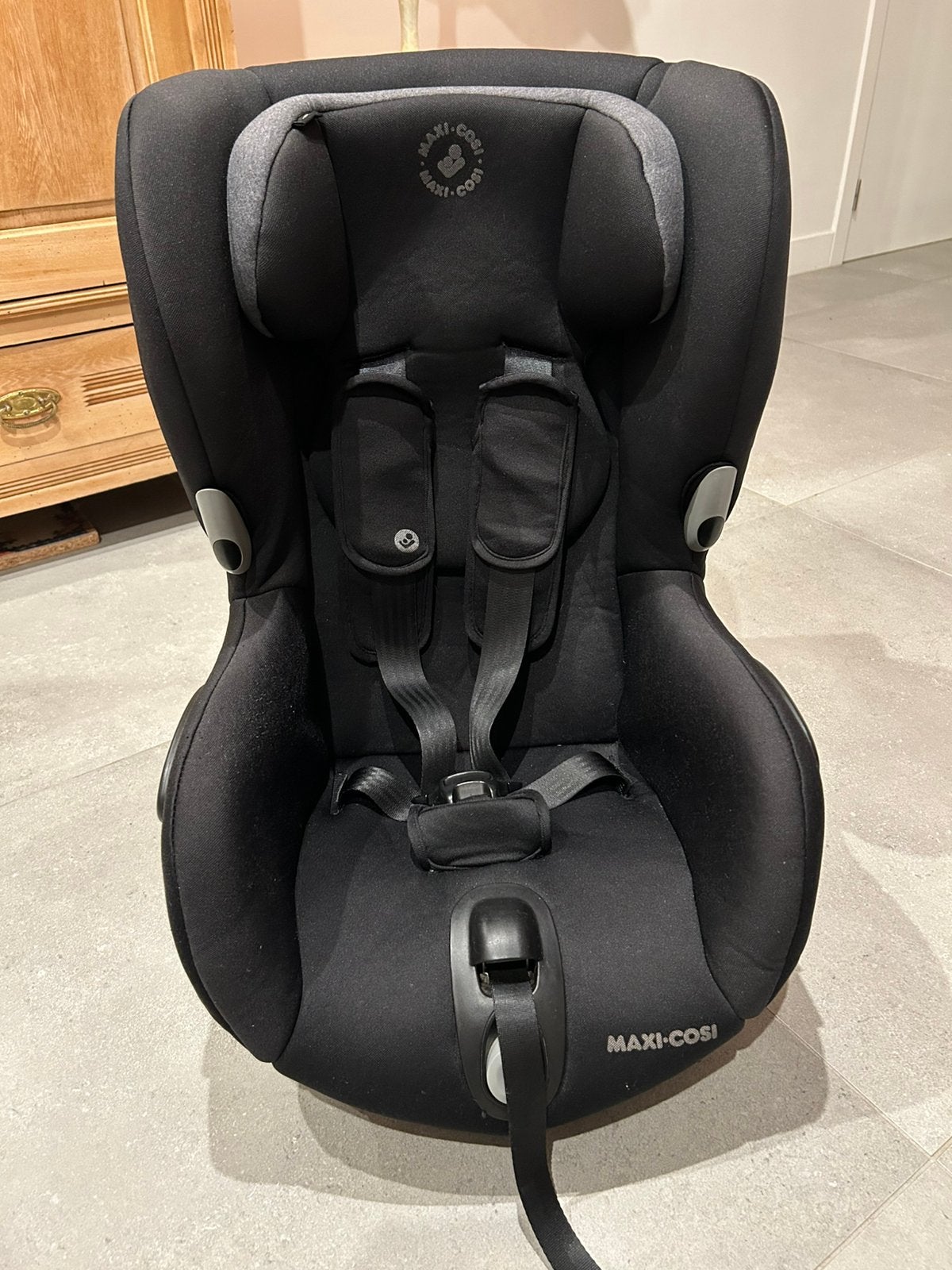 Maxi-cosi Axiss draaibare autostoel 9-18kg, Kinderen en Baby's, Ophalen, Verstelbare rugleuning, Maxi-Cosi, Gebruikt