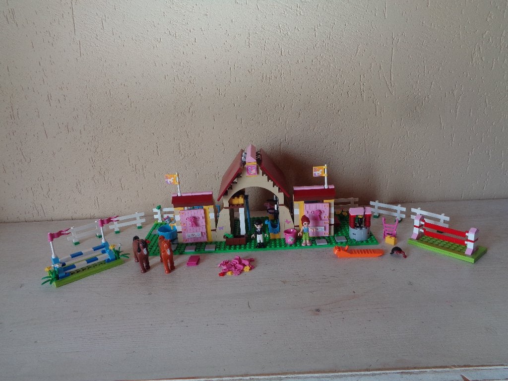 LEGO Friends Heartlake Paardenstal - 3189, Gebruikt, Lego, Friends, Ophalen of Verzenden
