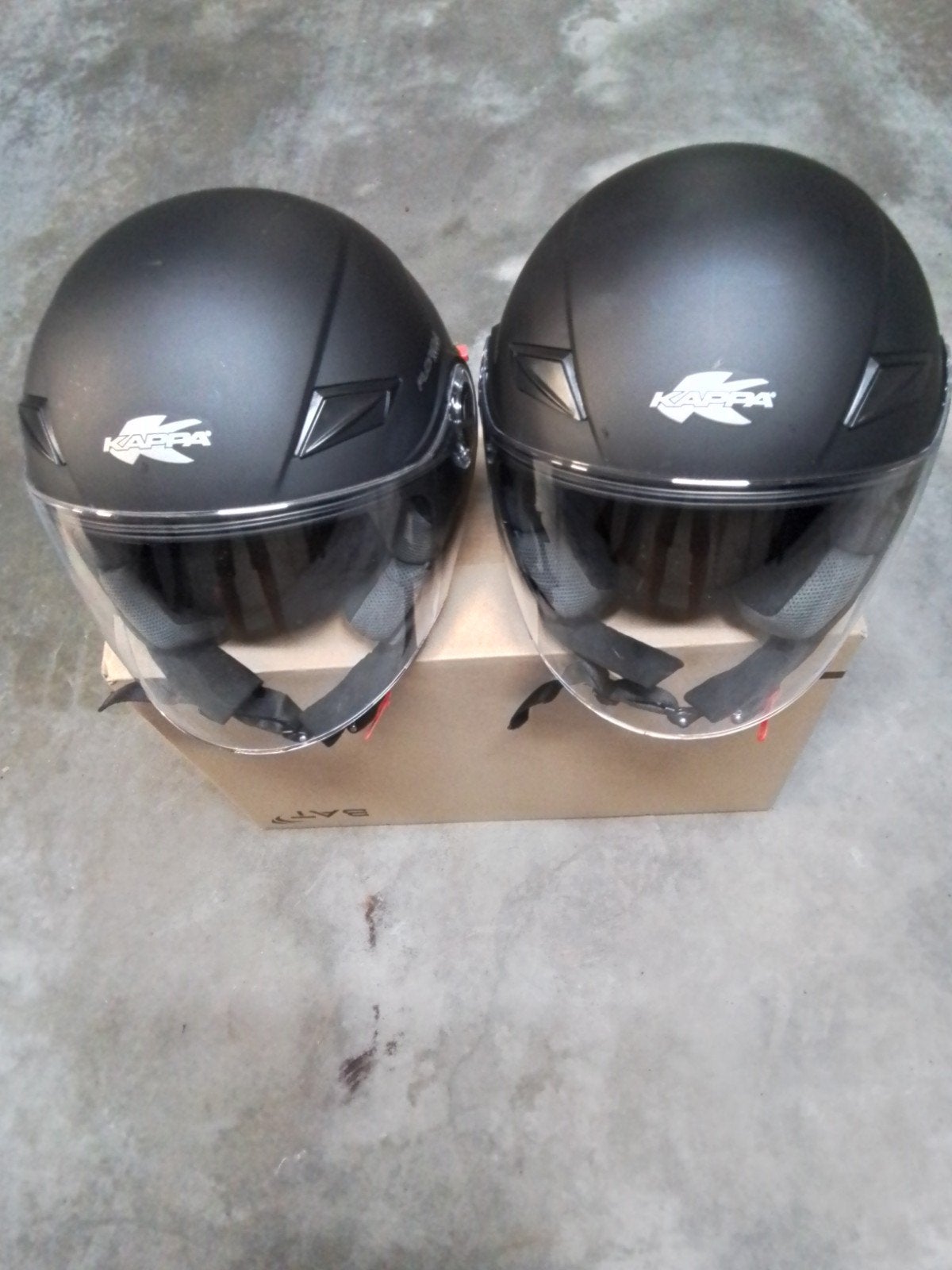 Helmen voor scooters. Kleur zwart. Maten L en XL, Ophalen, Zo goed als nieuw, Large, K