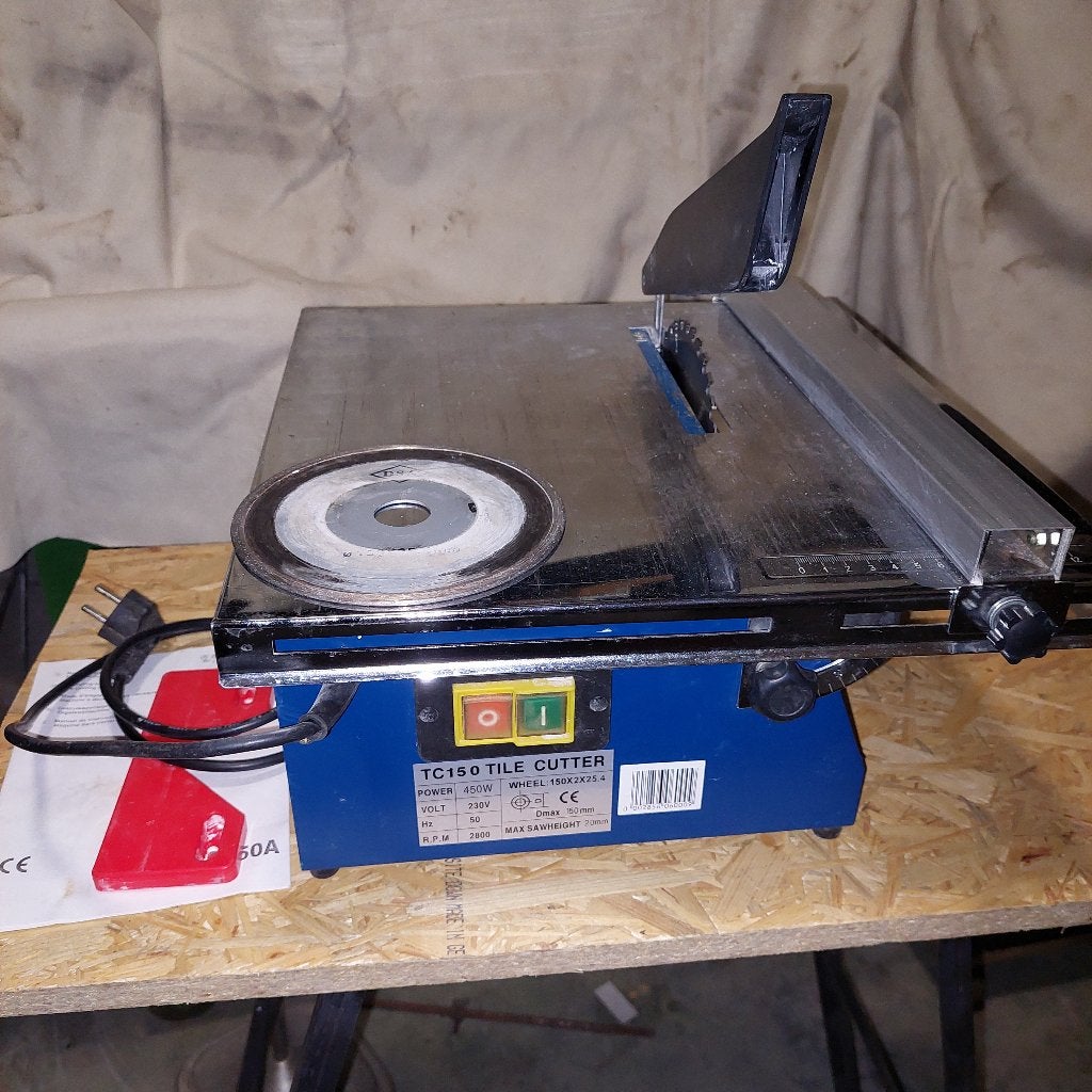 Tegel en houtzaag, Bricolage & Construction, Moins de 600 watts, Einhell, Enlèvement, Scie circulaire