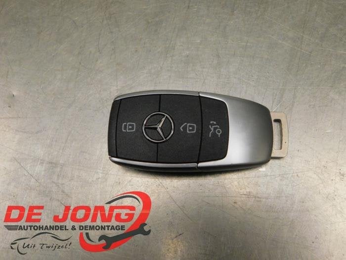 Sleutel van een Mercedes GLA, Gebruikt, -, Ophalen of Verzenden, -