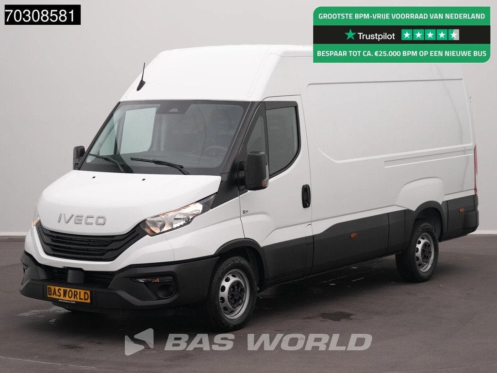 Iveco Daily 35S16 3.0L Automaat L2H2 3,5t Trekhaak 160PK Air, Auto's, Bestelwagens en Lichte vracht, Bedrijf, Te koop, Achteruitrijcamera