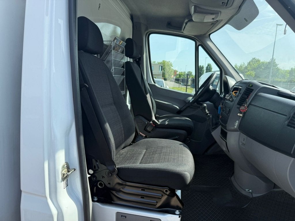 Mercedes-Benz Sprinter 313 (Stock ID 54183) — 22