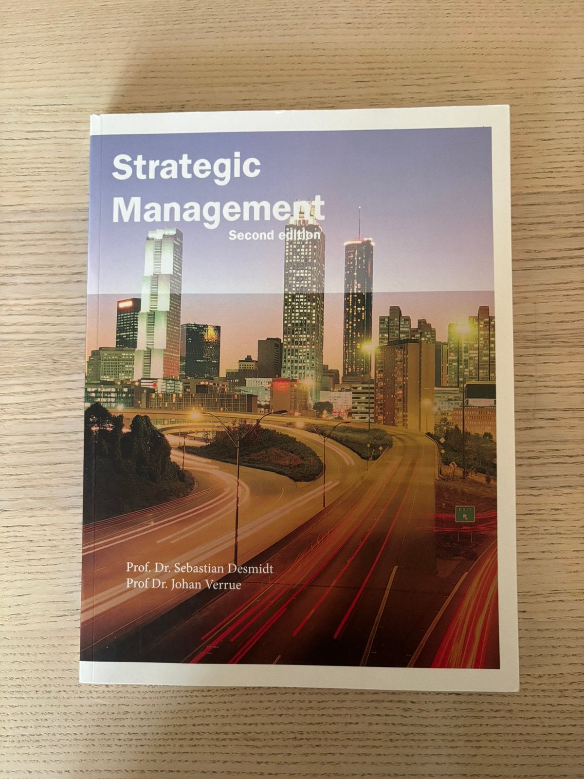Strategic Management (2e editie) – Desmidt & Verrue, Livres, Enlèvement ou Envoi, Comme neuf