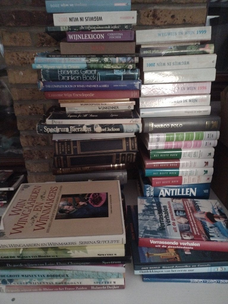 lot boeken over wijn, heel veel, Boeken, Ophalen