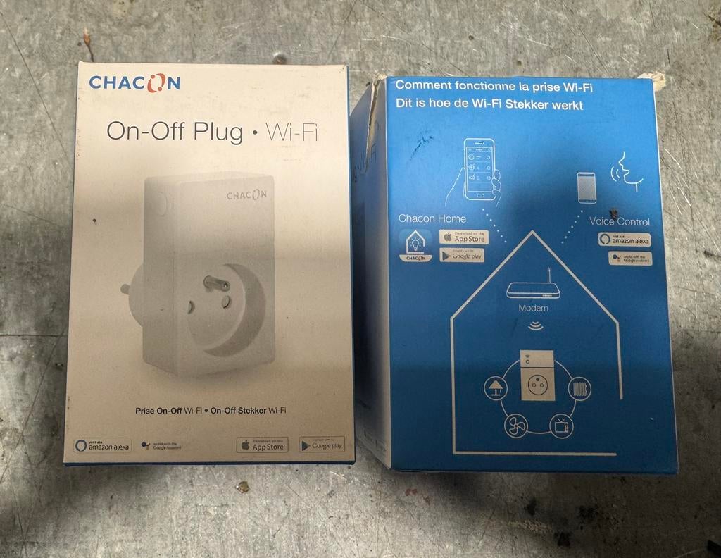 8 x Chacon On Off stekket - Wifi, Enlèvement, Utilisé