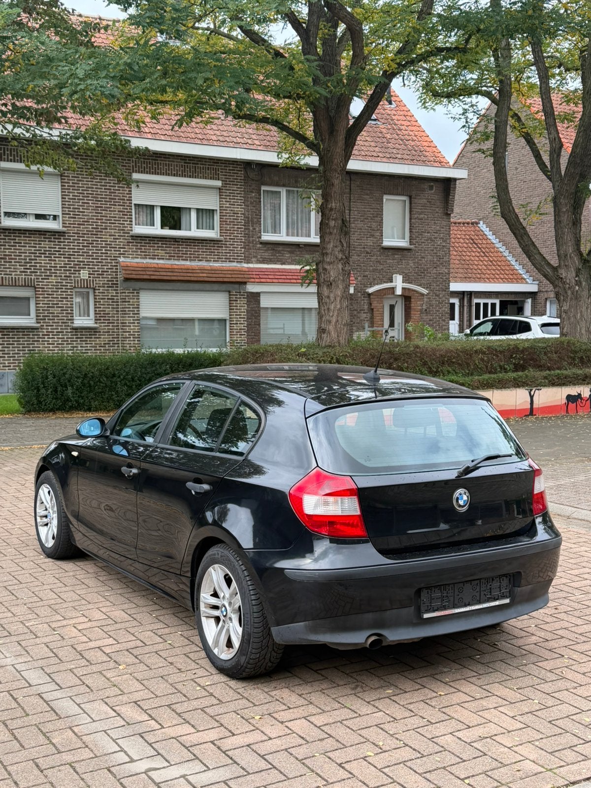 BMW Série 1 116 essence 5d climatisation + VVK homologuée, Achat, Boîte manuelle, Noir, 5 portes