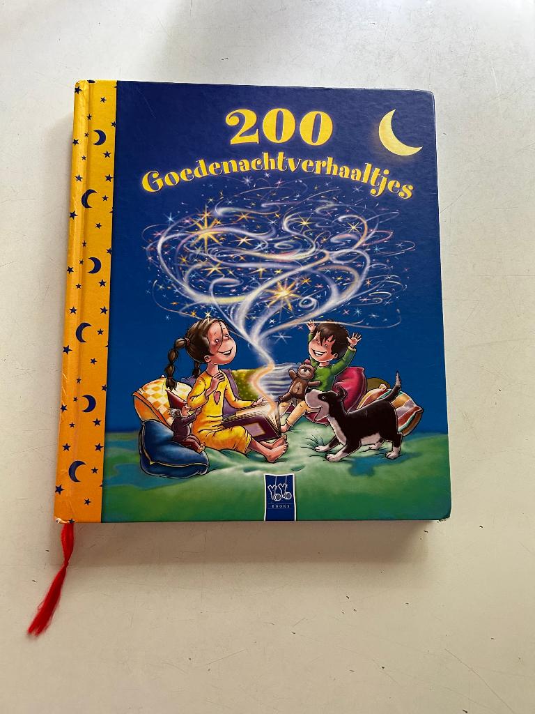 200 GOEDENACHT verhalen - IN NIEUWSTAAT, Ophalen of Verzenden, Zo goed als nieuw