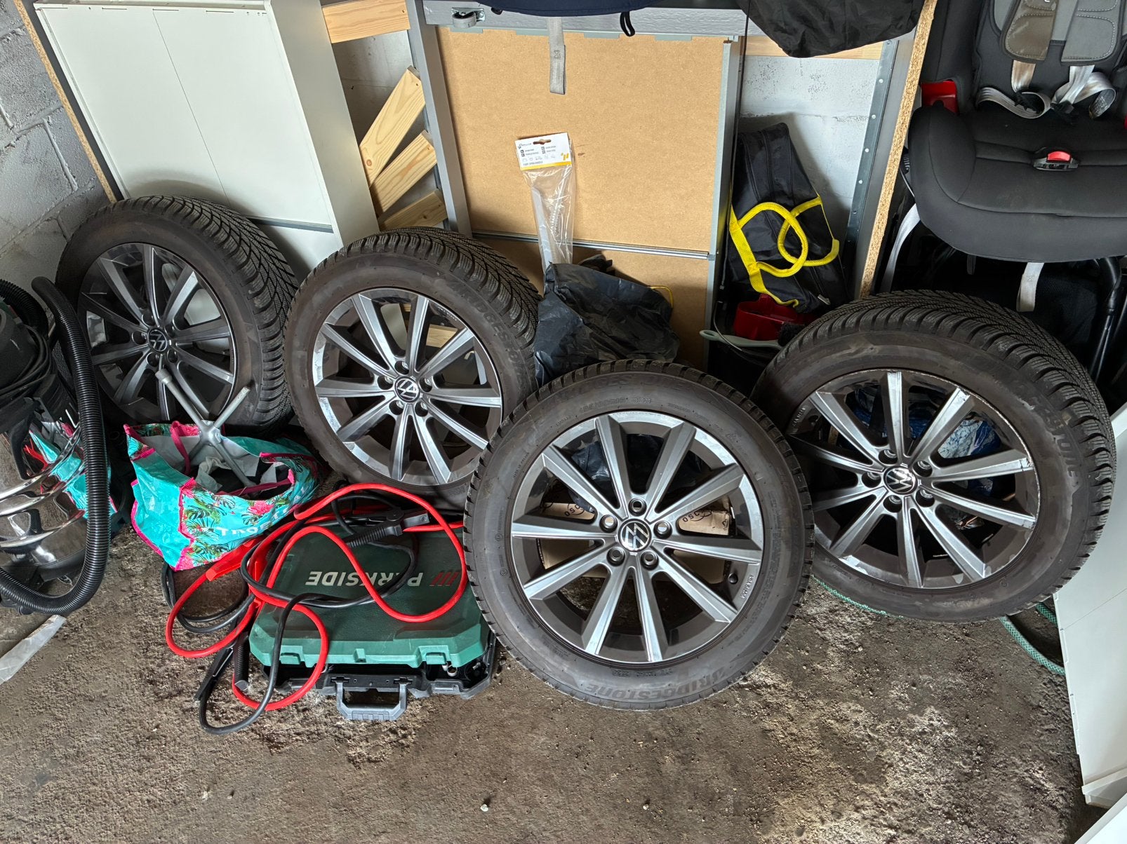 Vend jantes polo derniere generation, Autos : Pièces & Accessoires, Enlèvement ou Envoi, Pneu(s)