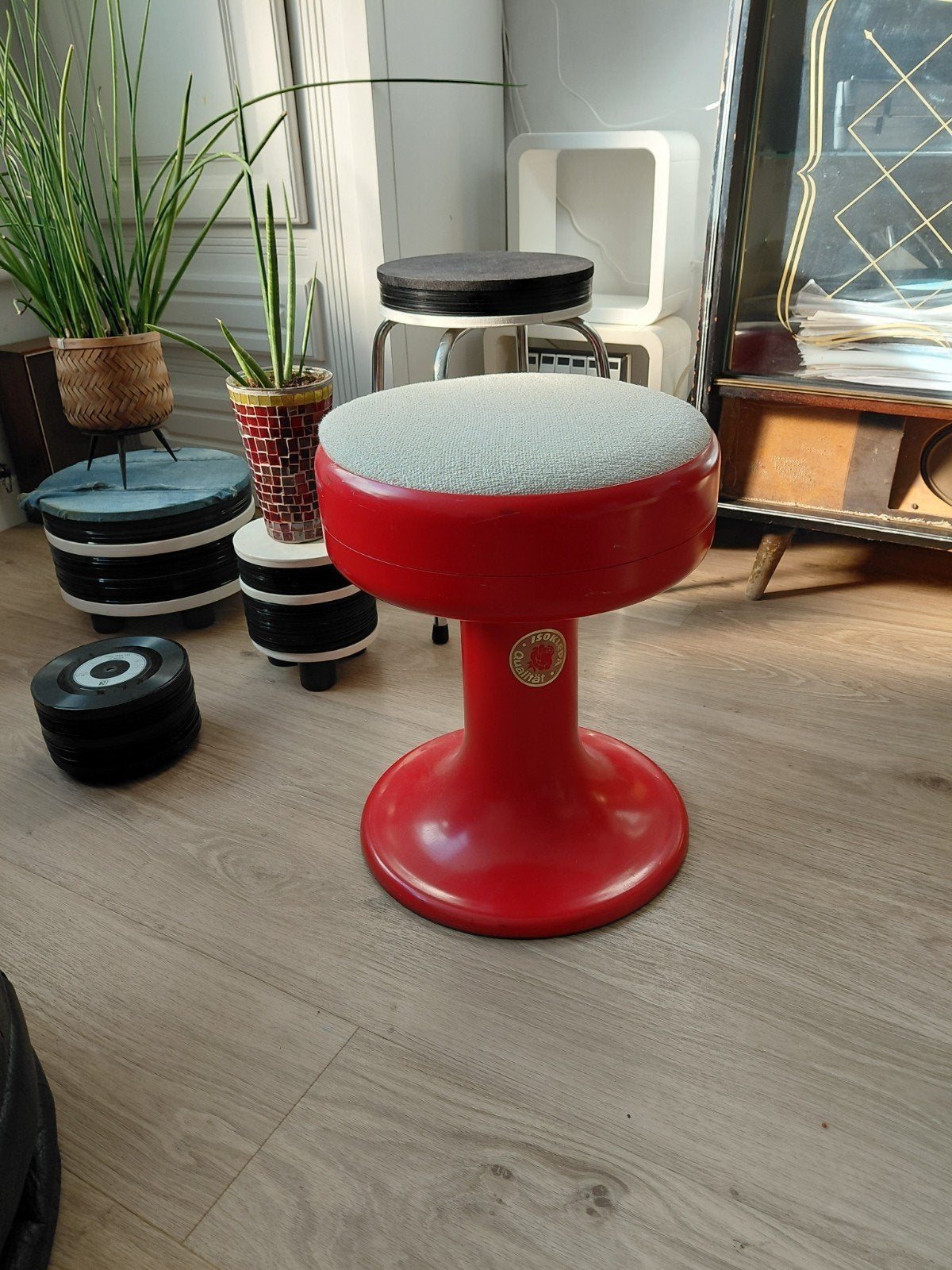 isoklepa tabouret, Ophalen, Gebruikt, Kunststof