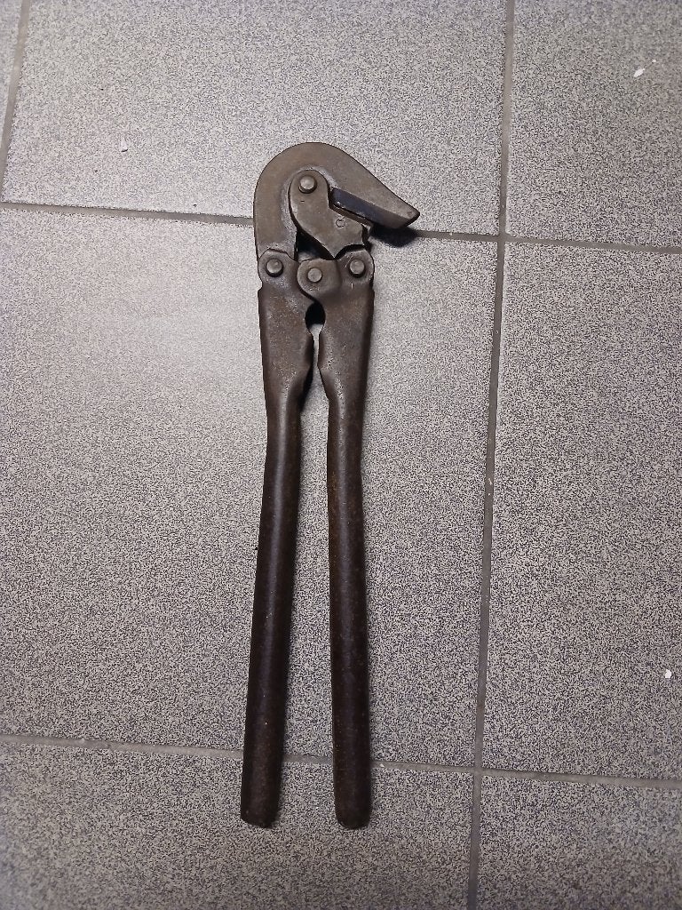 Draadtang wehrmacht, Verzenden