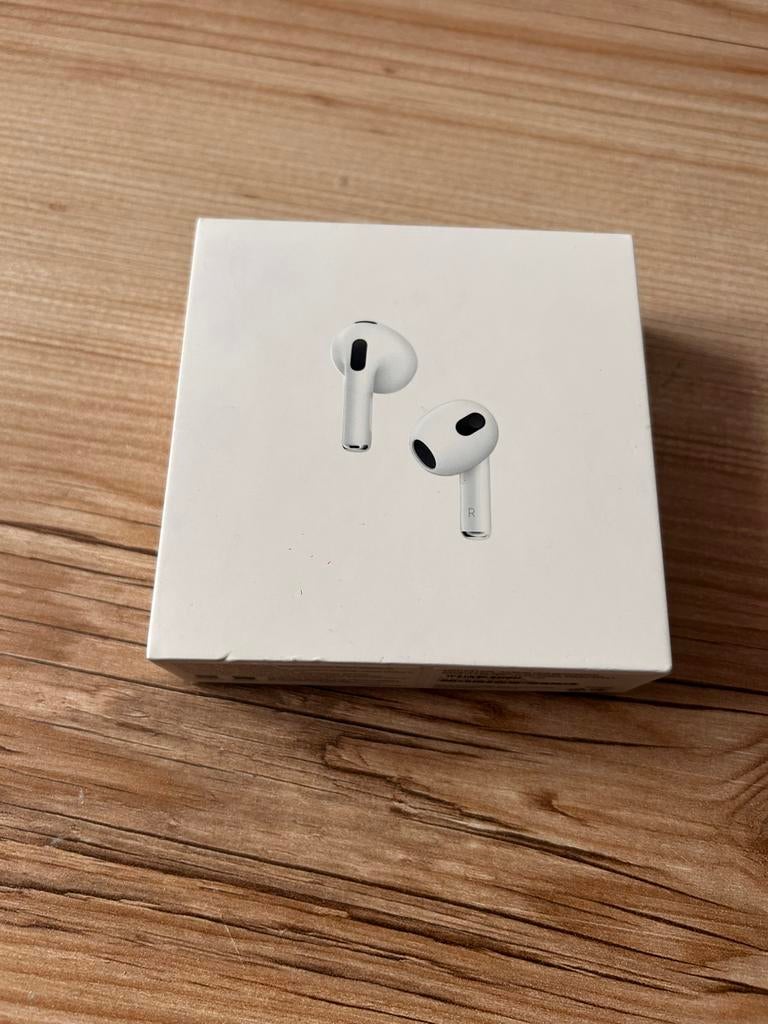 AirPods 3, Bluetooth, Ophalen of Verzenden, Zo goed als nieuw, Apple
