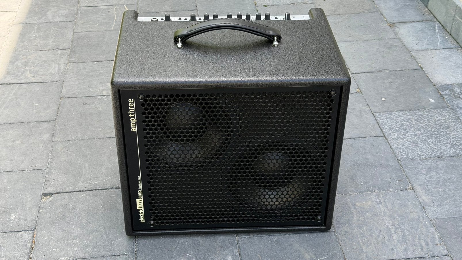AER Amp Three bass combo – 200W - nieuw, Muziek en Instrumenten, Ophalen, Nieuw, Basgitaar, 100 watt of meer