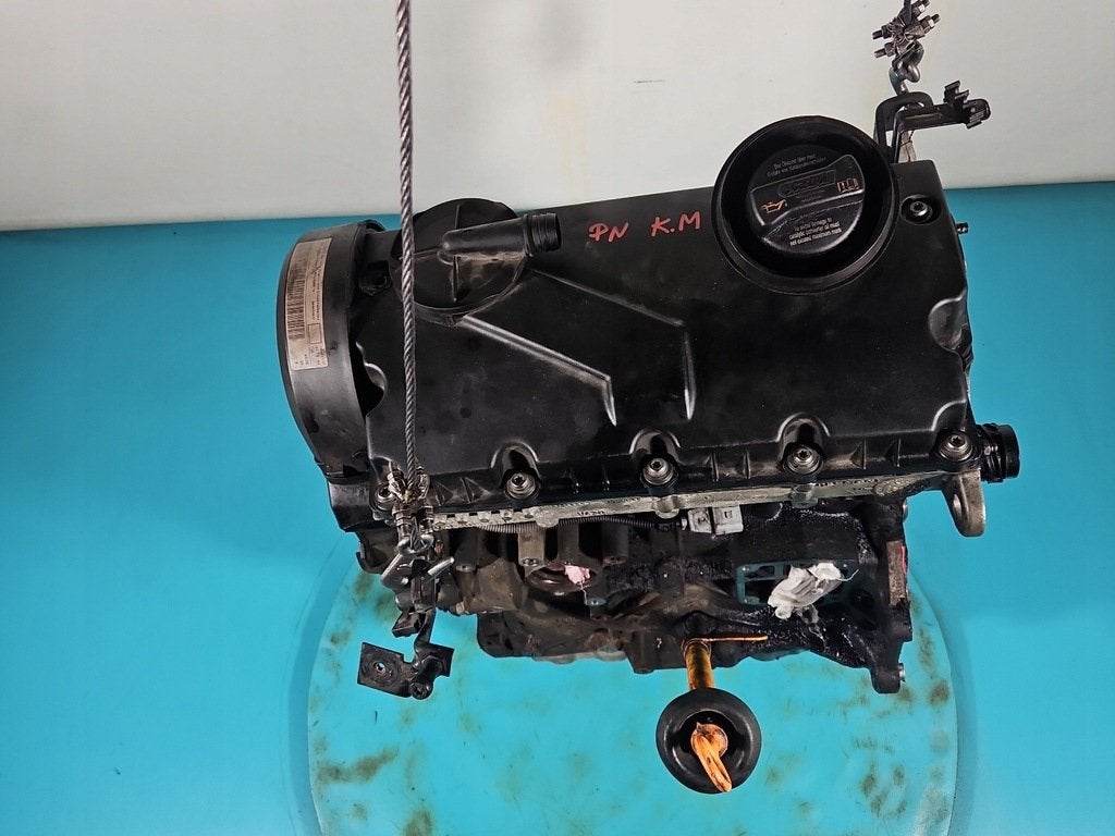 Moteur BXE Nu TOURAN LEON OCTAVIA PASSAT VW ALTEA AUDI GOLF, Autos : Pièces & Accessoires, Envoi, Utilisé, Skoda