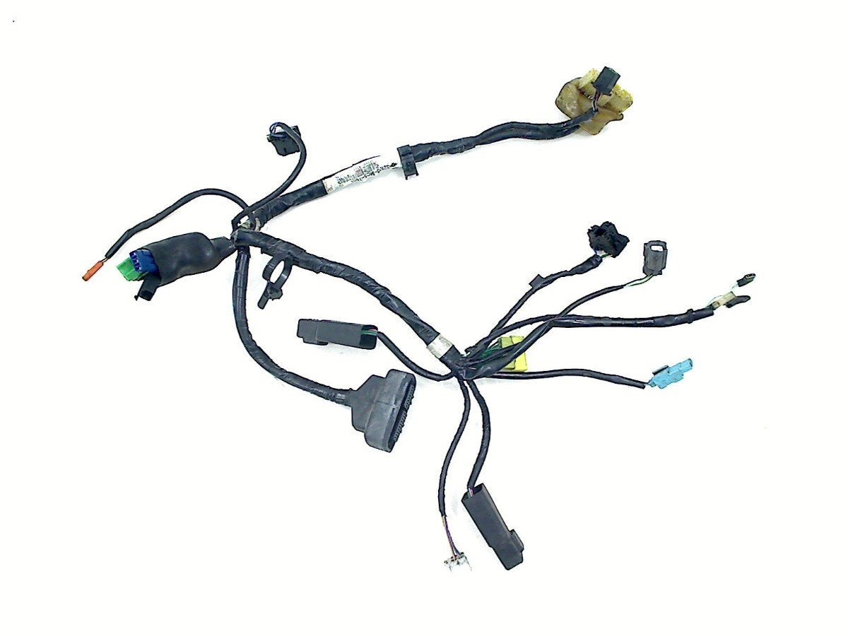 FAISCEAU DE CÂBLAGE AVANT Honda (32105-mcs-7601), Dhr. S. di Majo, Utilisé, Info@cama-motorparts.nl, P.J. Troelstraweg 8 8
3144 CX  MAASSLUIS, NL