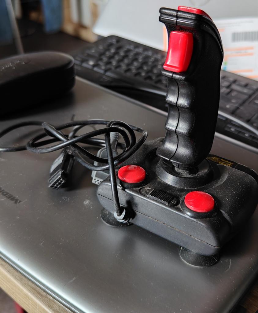 Cheetah125+ joystick Atari/c64 en meer, Ophalen of Verzenden
