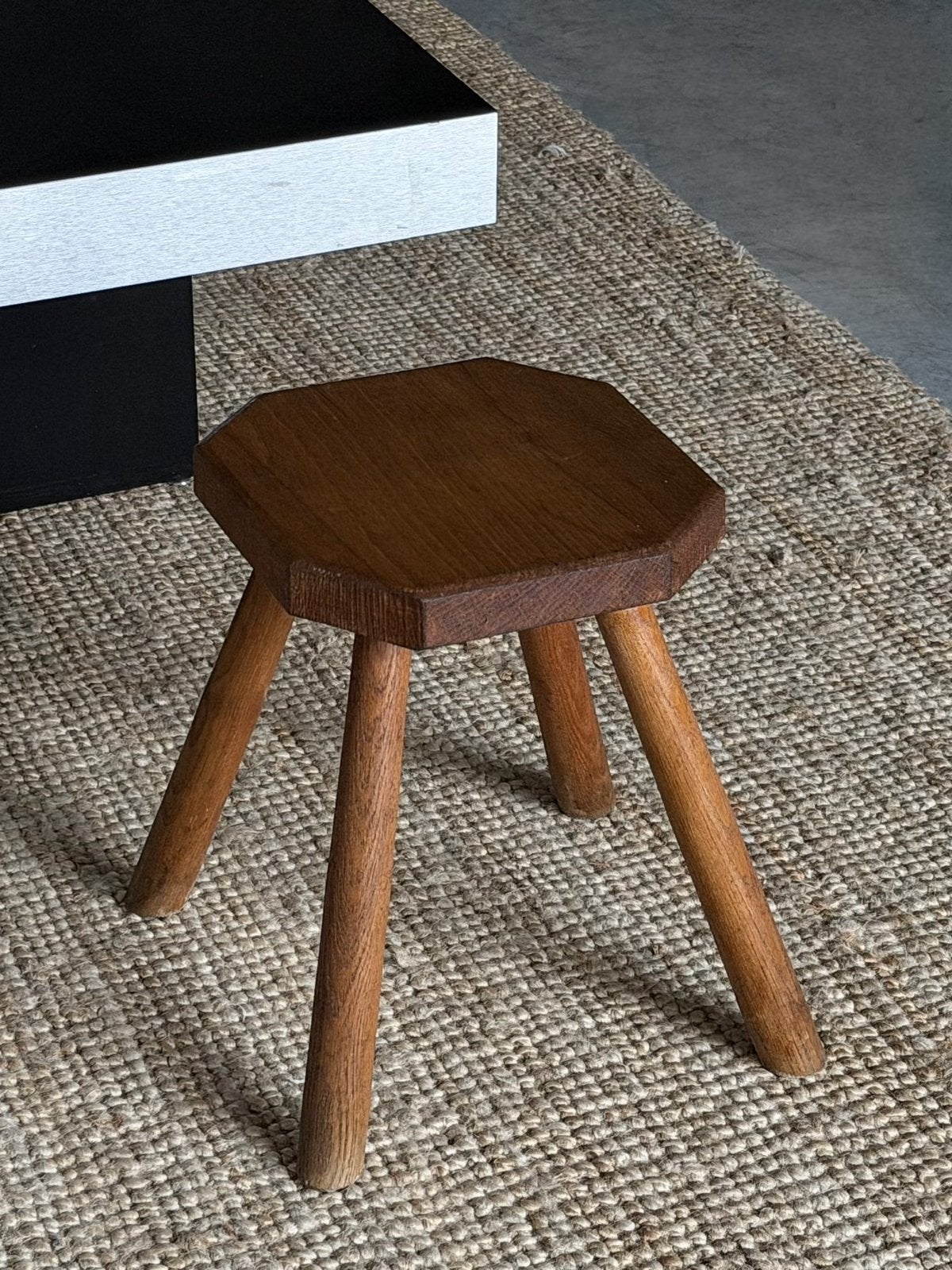 Vintage houten krukje, Ophalen, Zo goed als nieuw, Hout