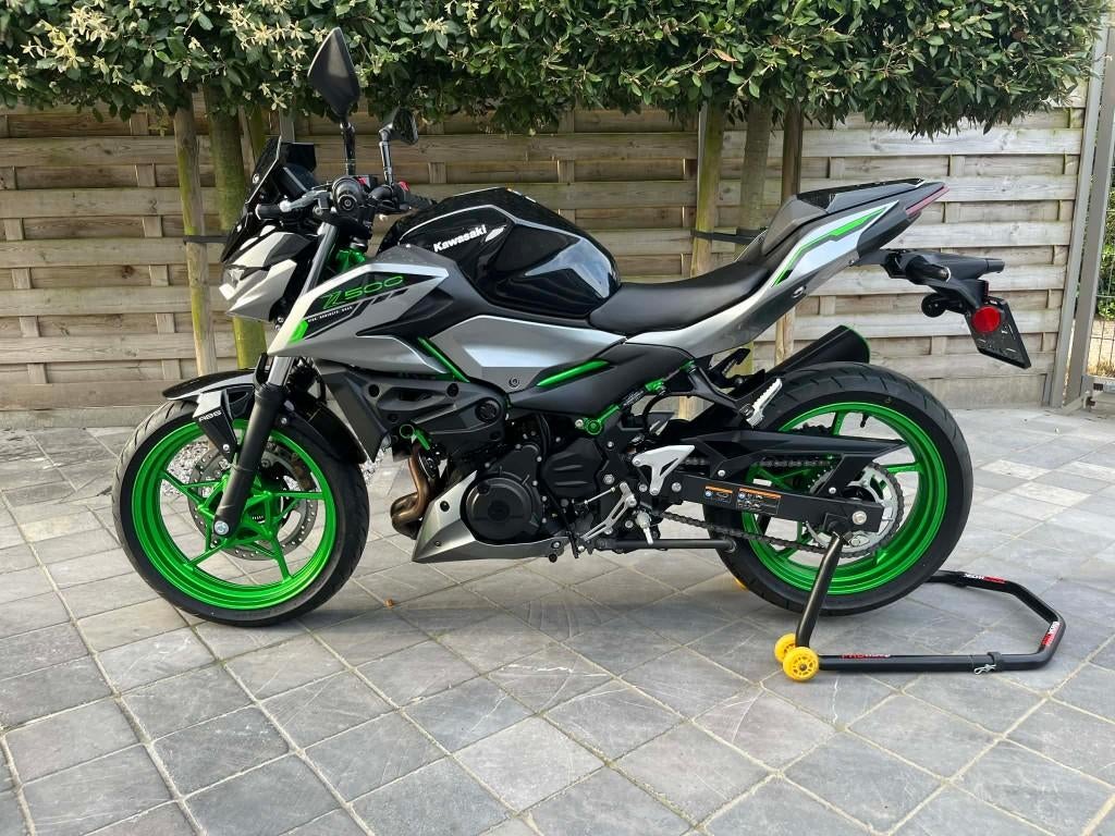 KAWASAKI Z500se  **performance pack** 850km **1/2026**, Entreprise, 2 cylindres, Permis Moto A2 minimum, Éclairage LED