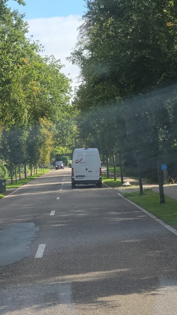 Zelfstandige koeriers met eigen belgische btwnr
