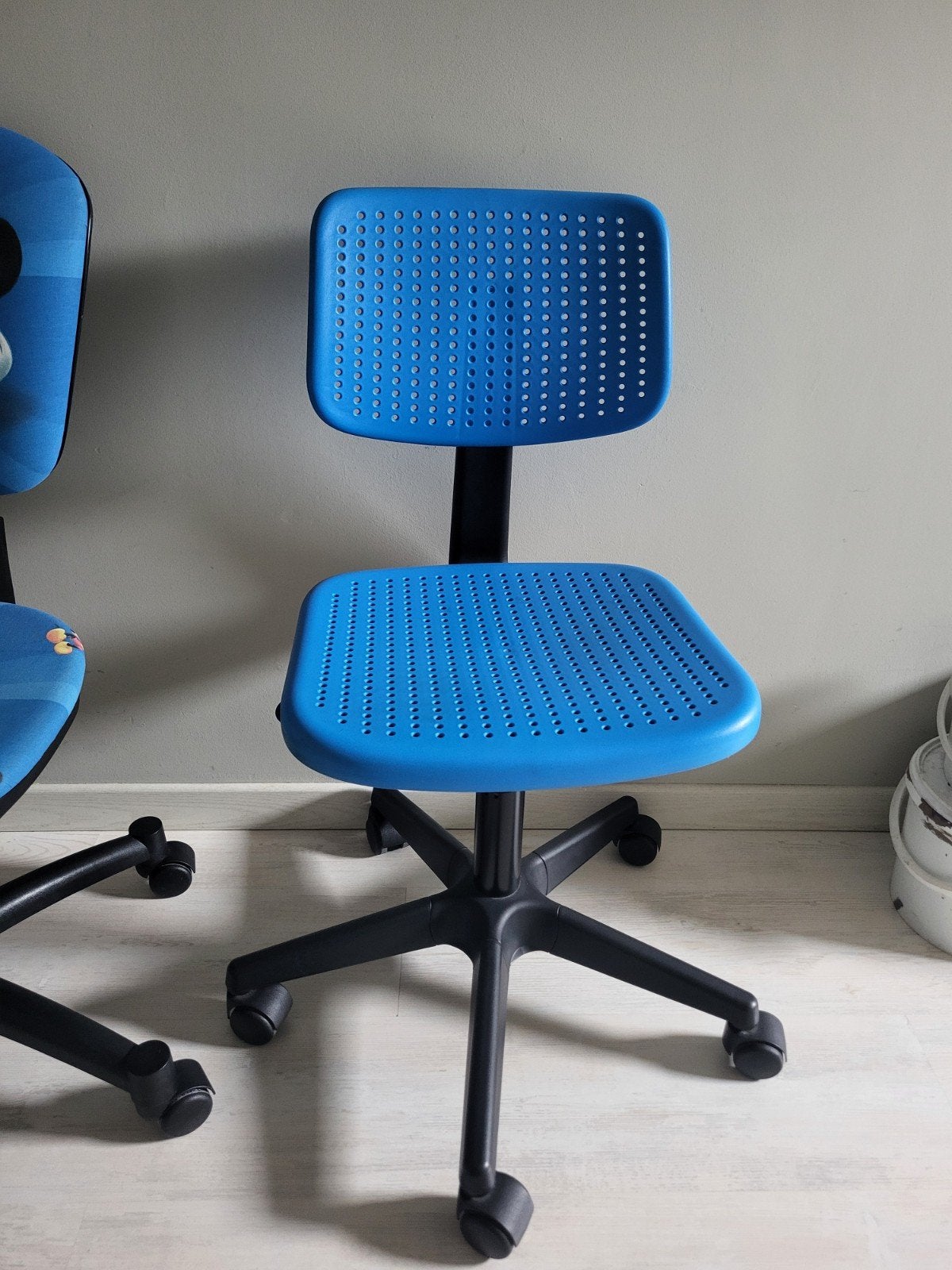 Chaise de bureau Ikea Alrik, Maison & Meubles, Enlèvement, Bleu