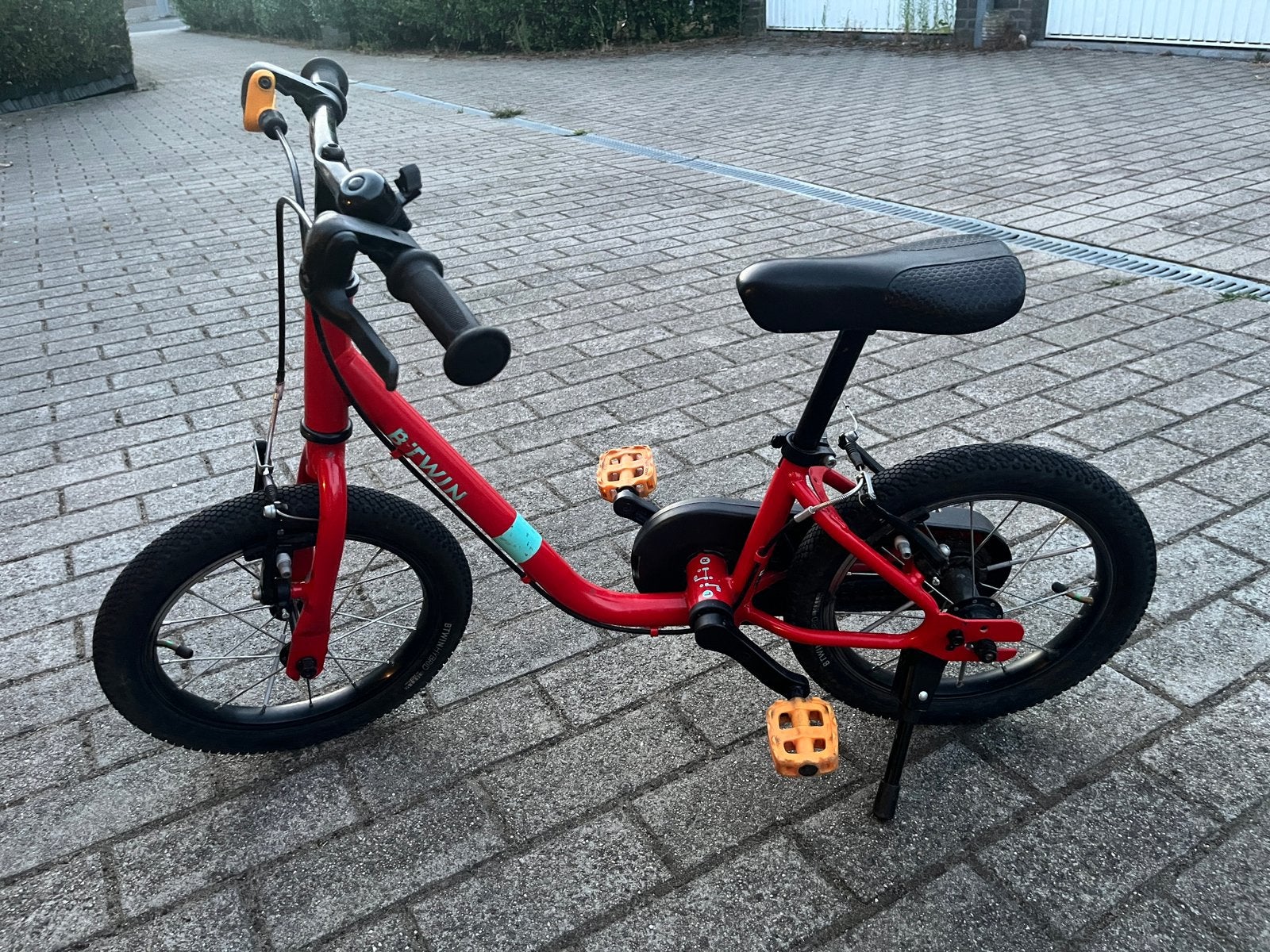 2-in-1 (loop)fiets - met balanstrainer - btwin discover 500, Fietsen en Brommers, Ophalen, Gebruikt, Velgrem, Minder dan 16 inch