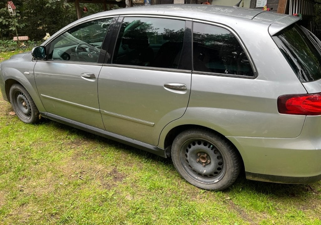 Fiat croma bouwjaar 2008, Auto's, Zwart, 5 deurs, Particulier, Zilver of Grijs