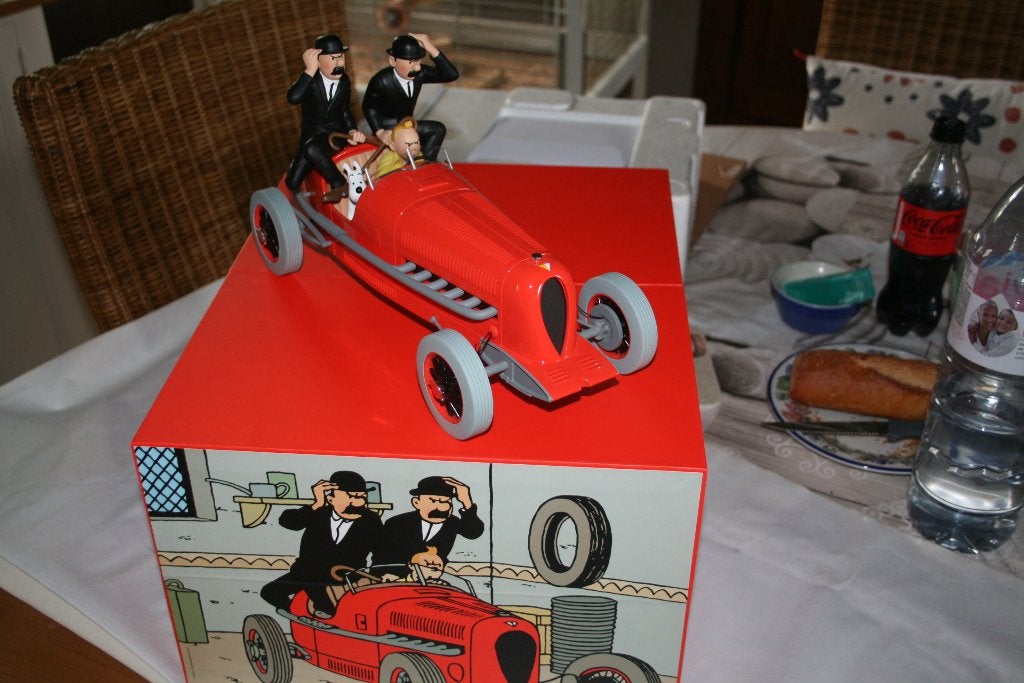 BOLIDE ROUGE TINTIN   1/12, Enlèvement ou Envoi, Neuf