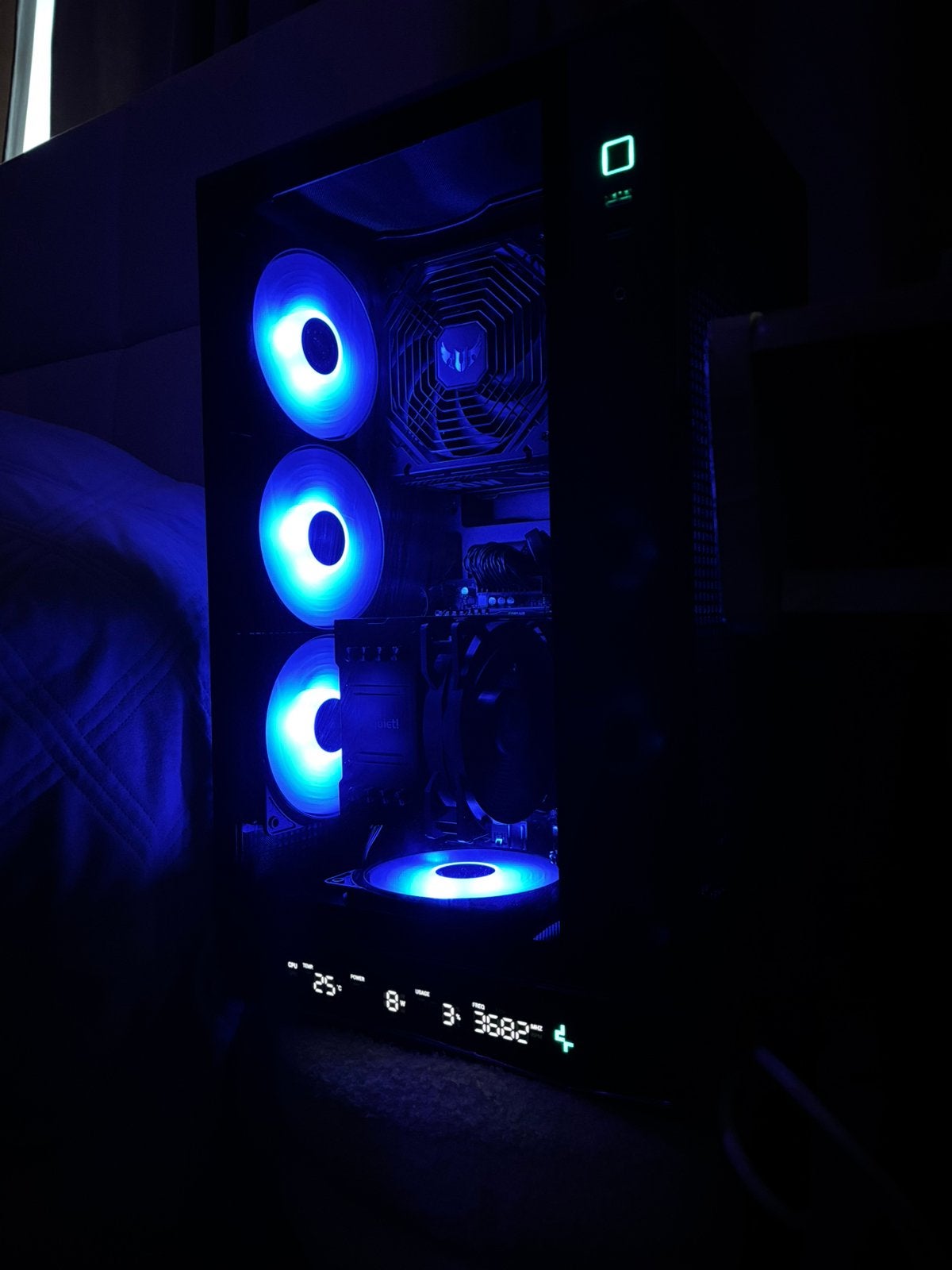 GAMING PC + monitor + keyboard en muis!, Ophalen, 32 GB, Zo goed als nieuw, Gaming